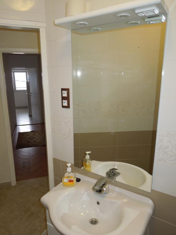 Apartments Meleh تْسْغيكفانِتْسا الغرفة الصورة
