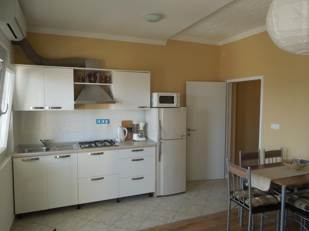 Apartments Meleh تْسْغيكفانِتْسا الغرفة الصورة