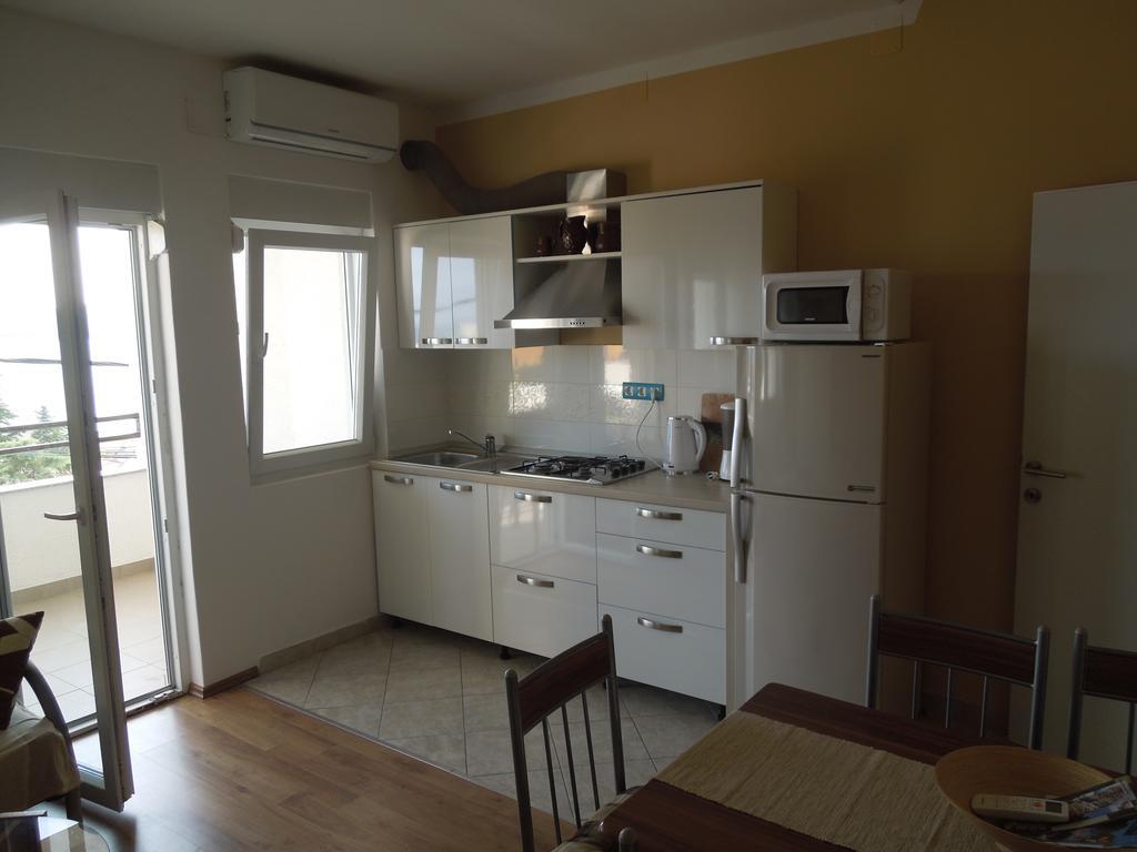 Apartments Meleh تْسْغيكفانِتْسا الغرفة الصورة