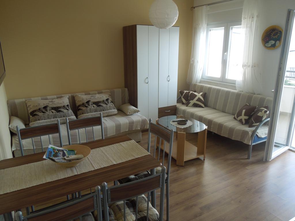 Apartments Meleh تْسْغيكفانِتْسا الغرفة الصورة