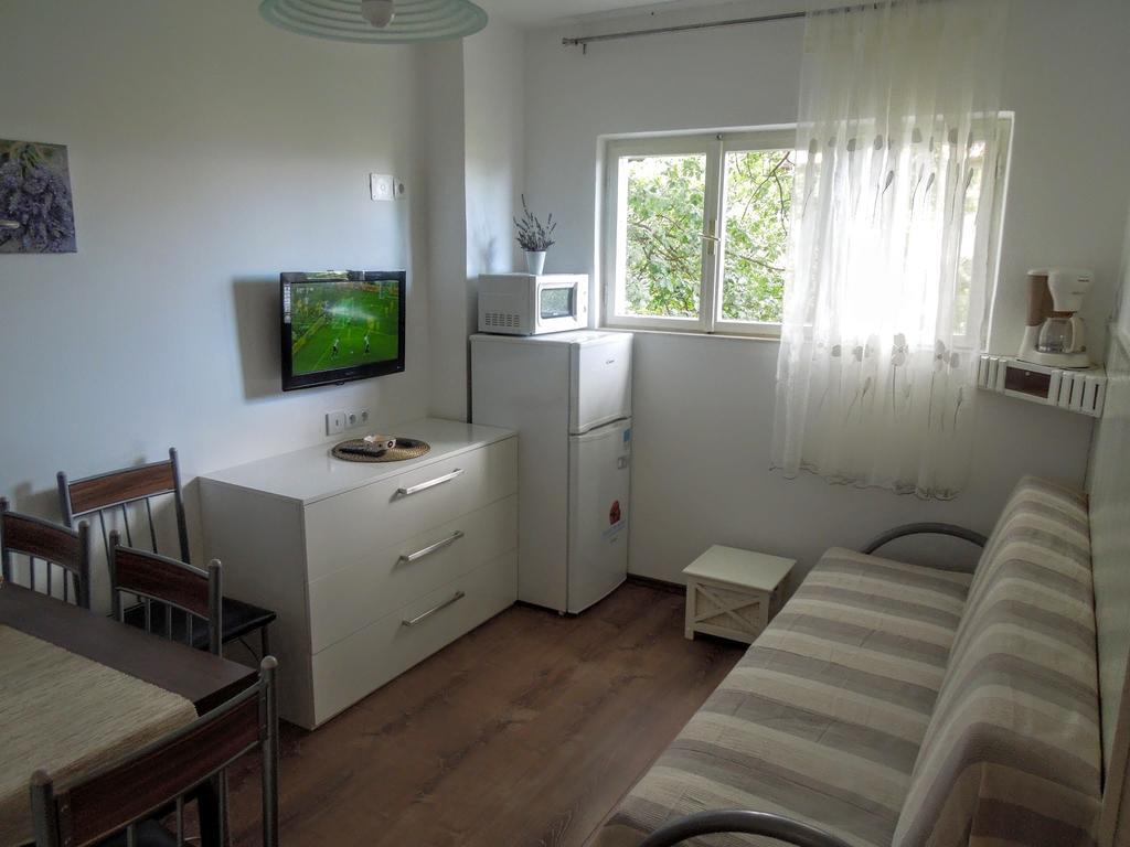 Apartments Meleh تْسْغيكفانِتْسا المظهر الخارجي الصورة